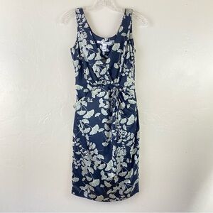 Diane Von Furstenburg Size 2 Grey & Cream Floral Printed Silk V-neck Midi Dress